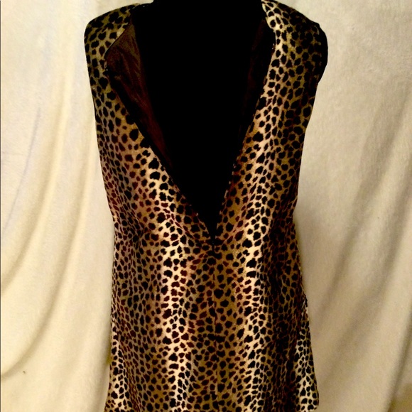 NEW LEOPARD PLUSH VELVET MINI DRESS - Picture 5 of 5